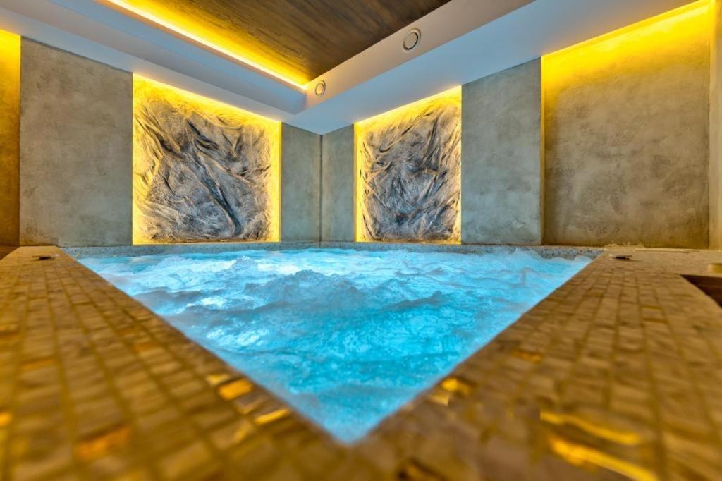 Mans Lux 8 Apartman Ζλάτιμπορ Εξωτερικό φωτογραφία