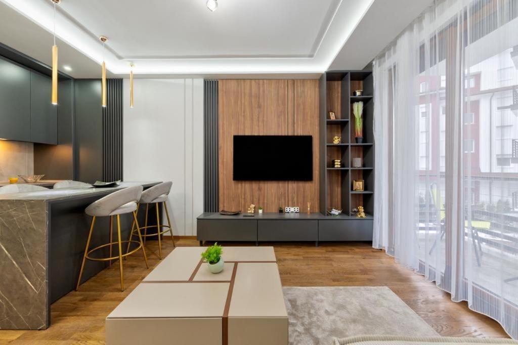 Mans Lux 8 Apartman Ζλάτιμπορ Εξωτερικό φωτογραφία