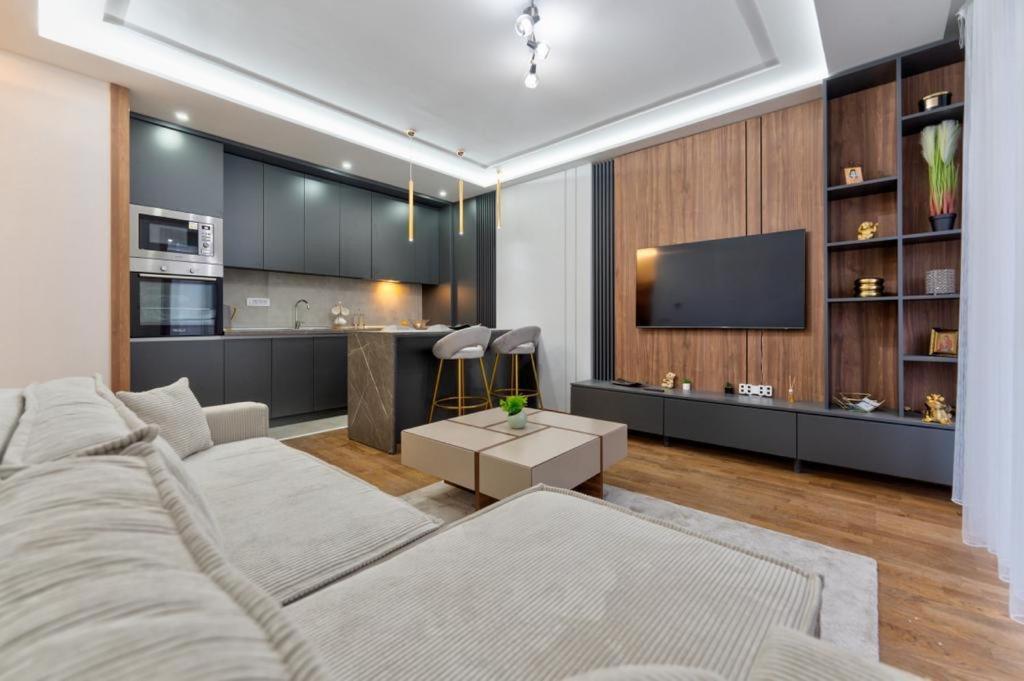 Mans Lux 8 Apartman Ζλάτιμπορ Εξωτερικό φωτογραφία