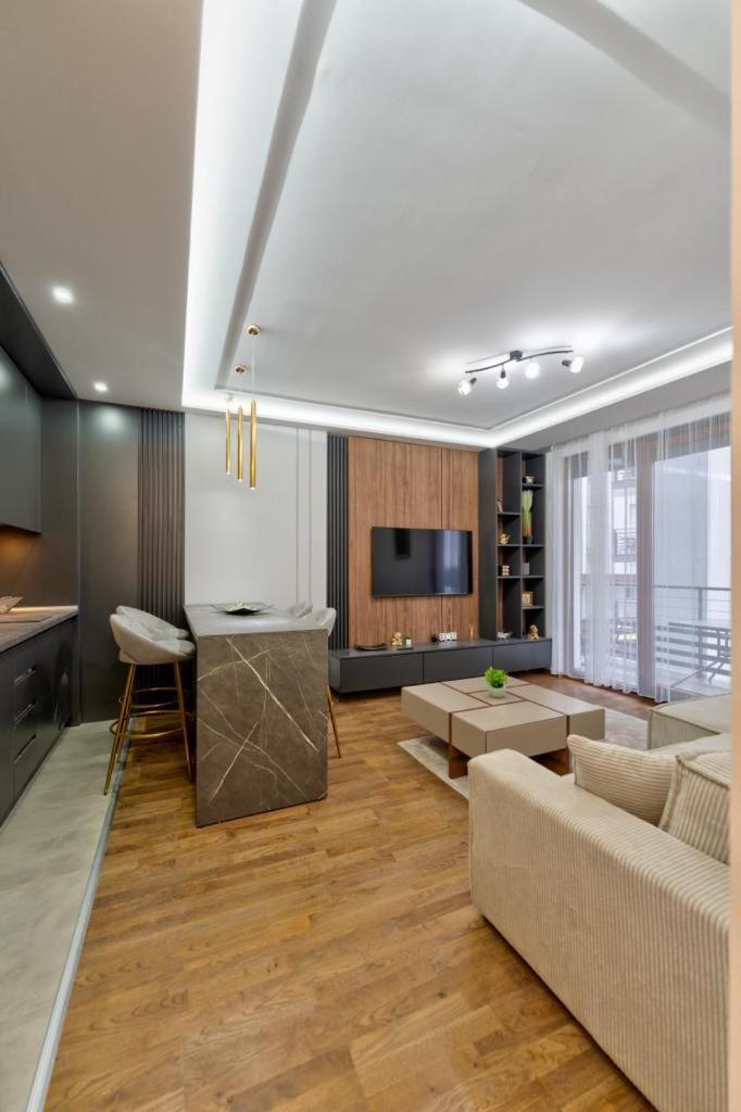 Mans Lux 8 Apartman Ζλάτιμπορ Εξωτερικό φωτογραφία